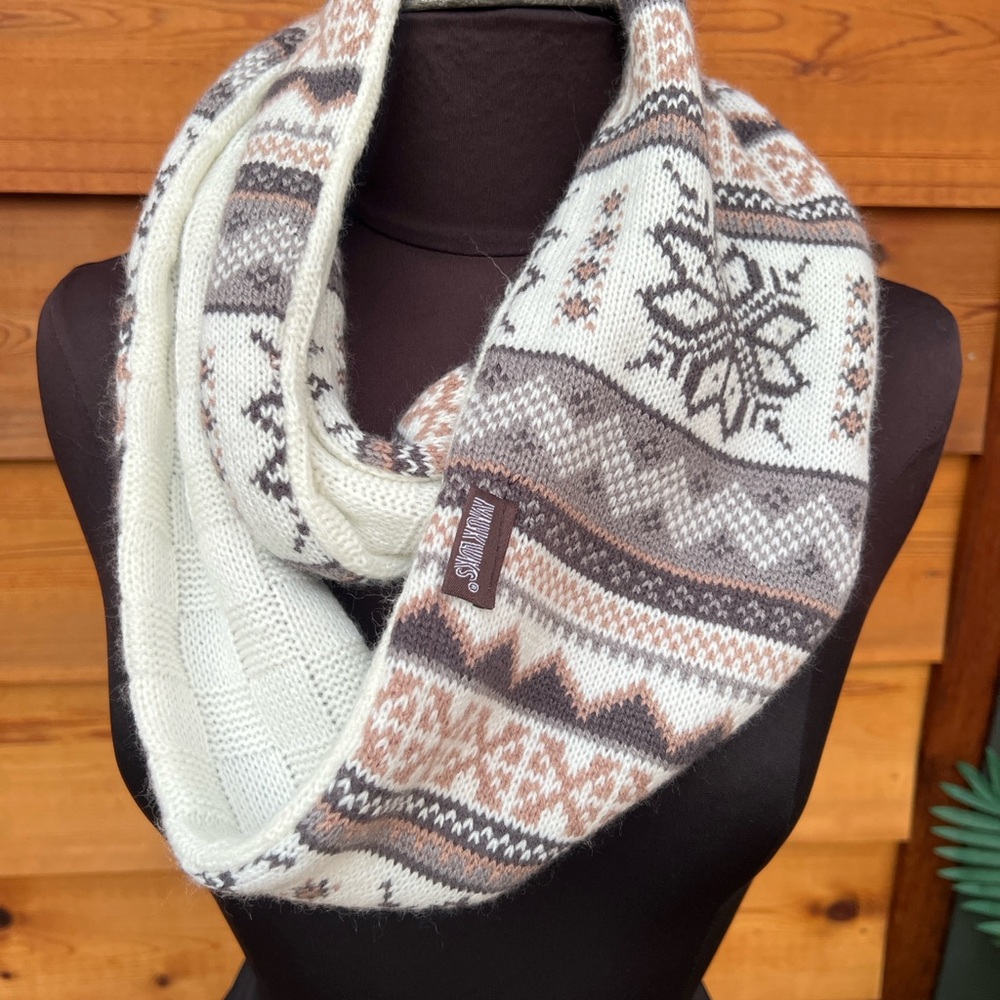 Muk Luks Infinity Scarf with Snowflake Pattern - Picture 2 of 2